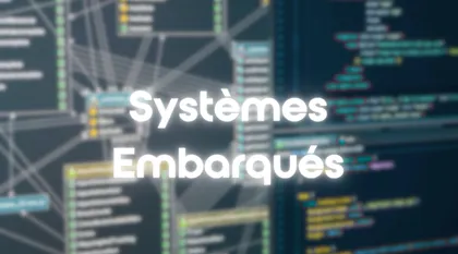 Capture d'écran floue d'une interface de gestion de systèmes informatiques avec le texte "Systèmes Embarrqués" en superposition.