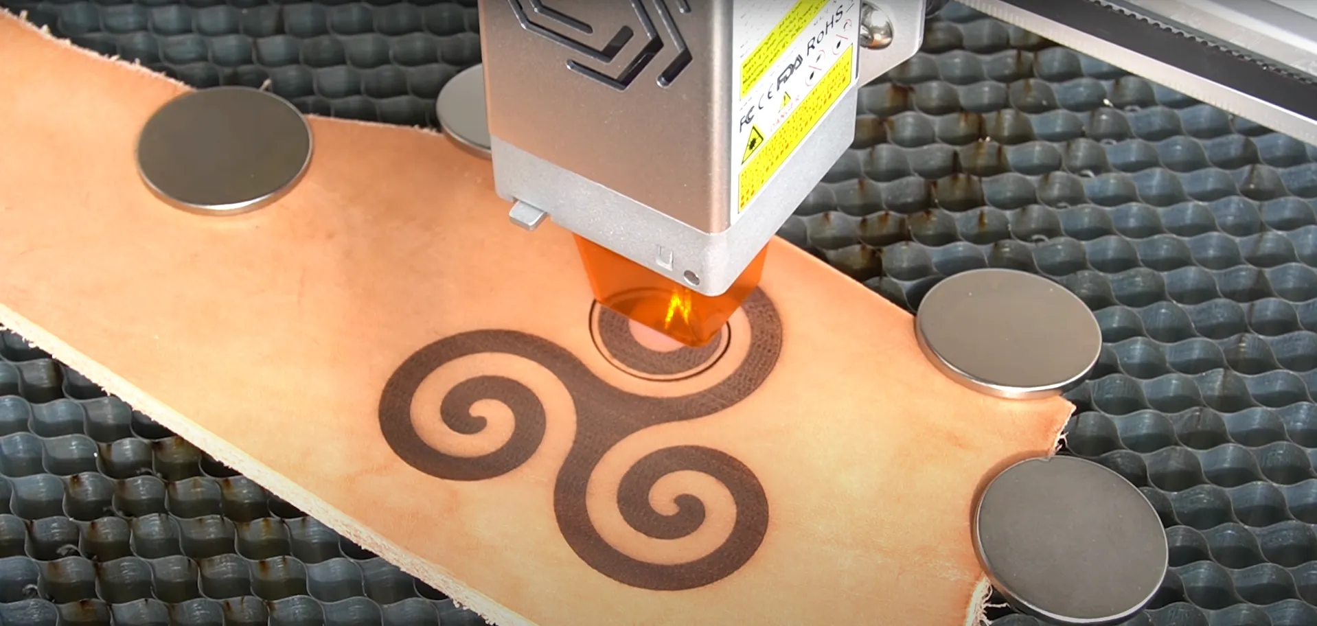 Cuir en processus de gravure laser