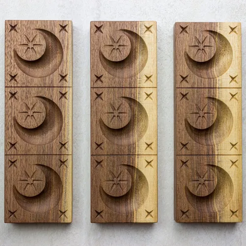 Moule en bois usiné par fraisage CNC.