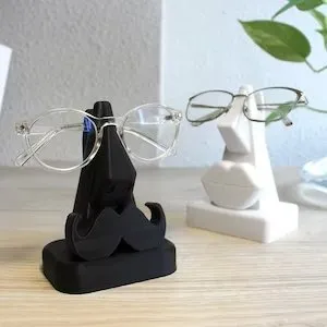 Porte-lunettes-en-resine