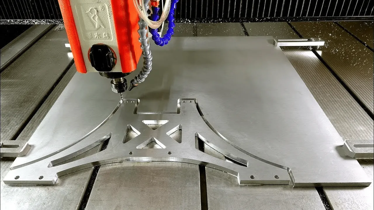 découpage CNC de métal