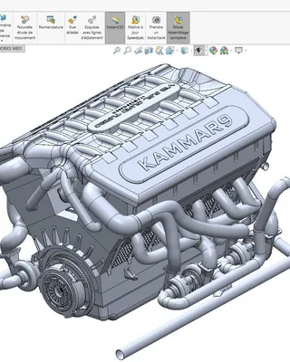 Modélisation 3D d'un moteur de voiture avec des tuyaux et composants, portant la marque Kammar9