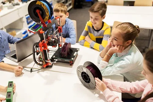 formation ecolière impression 3d avec enfants