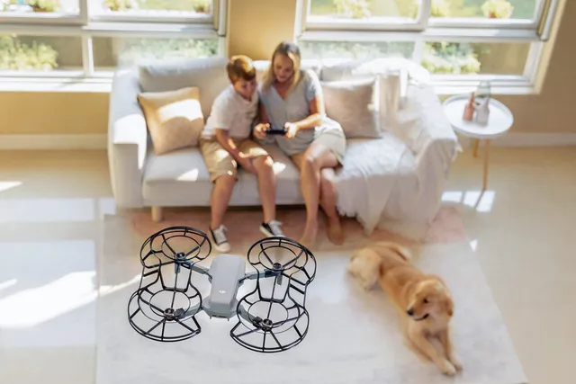 Faire voler un drone à l'intérieur de la maison?