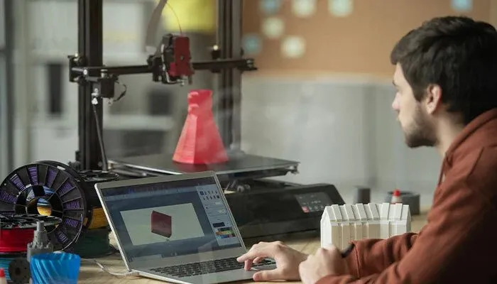 modelisation-3d-avec-impression-en action-a-coté
