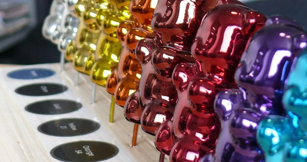 Suite d'objet imprimé en 3D vernis de différentes couleurs