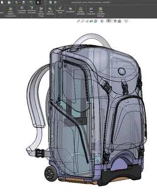 Modèle 3D d'un sac à dos de type packhopper en logiciel SOLIDWORKS, avec des composants transparents et des détails de conception