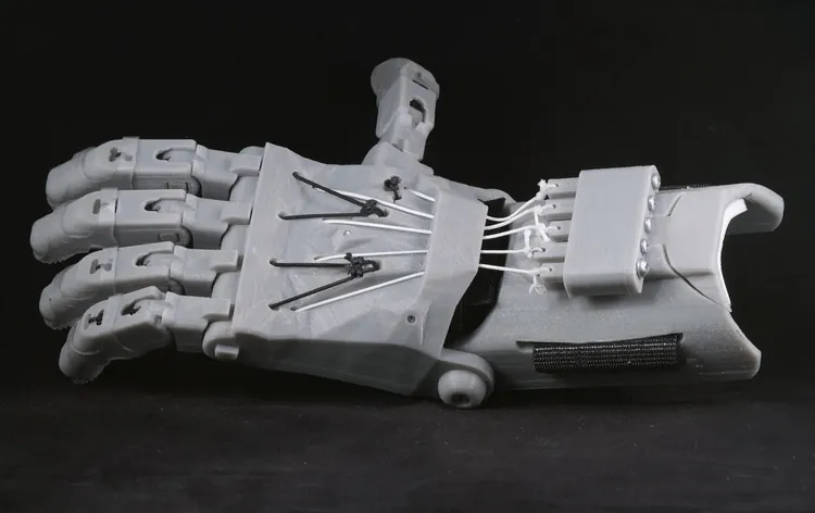Prothèse de main imprimée en 3D
