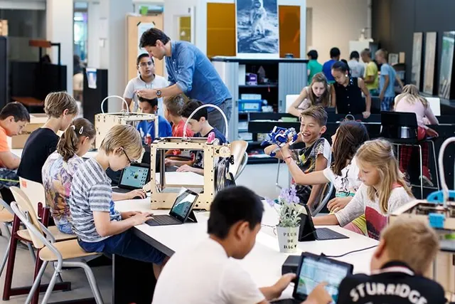 L'impression 3D dans l'éducation : Former les esprits du futur